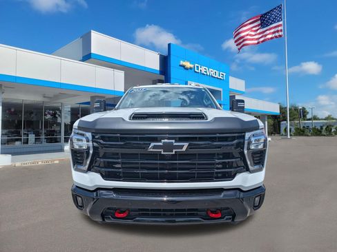Used 2025 Chevrolet Silverado 2500 LTZ w/ Trail Boss Package AWD/4WD image 9