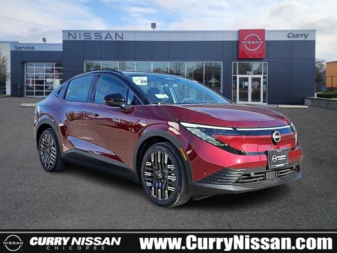 New 2026 Nissan Leaf Platinum+ w/ Floor Mat Package (Platinum+) image 1