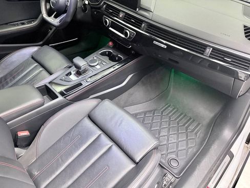 Used 2018 Audi A4 2.0T Premium Plus image 12