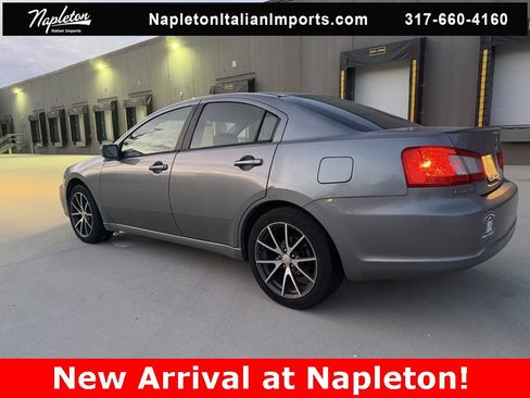 Used 2009 Mitsubishi Galant ES image 2