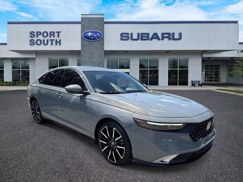 Used 2024 Honda Accord Touring image 1