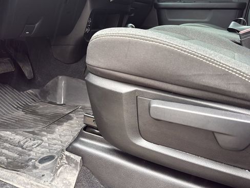 Used 2022 RAM 3500 Tradesman AWD/4WD image 10