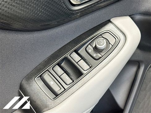 Used 2025 Subaru Outback Premium image 18