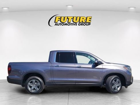 Used 2023 Honda Ridgeline RTL-E image 3