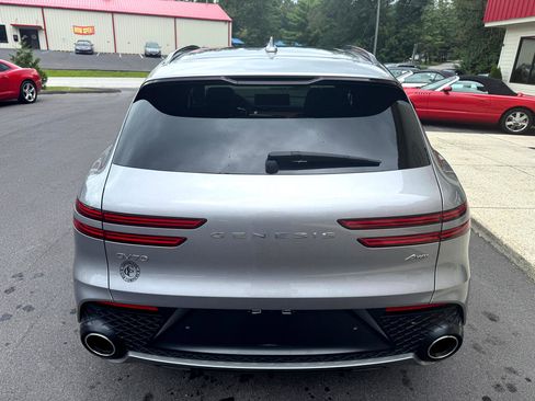 Used 2022 Genesis GV70 2.5T w/ Sport Prestige Package image 5