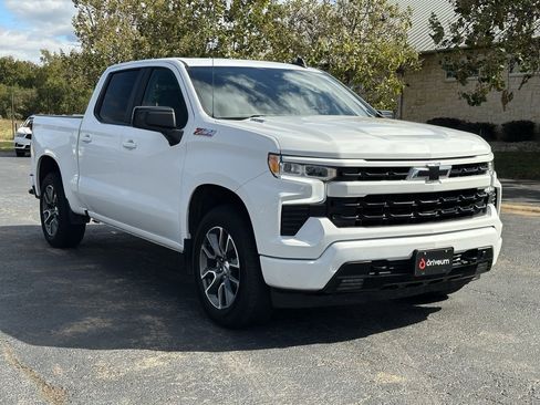 Used 2023 Chevrolet Silverado 1500 RST image 1