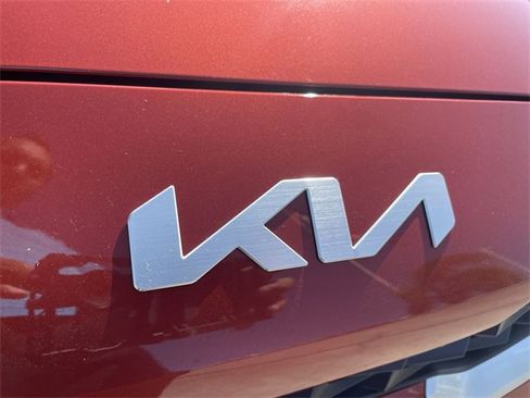 Used 2023 Kia Forte LXS image 28