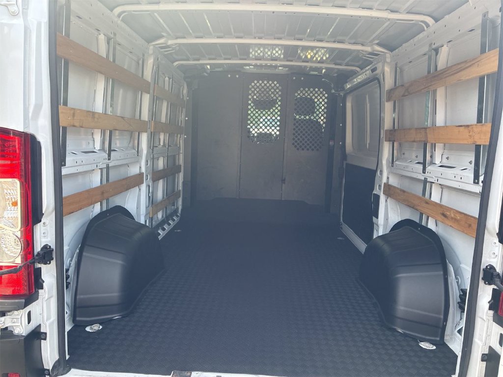 Used 2025 RAM ProMaster 2500 w/ U-Haul Equipment Group FWD image 10