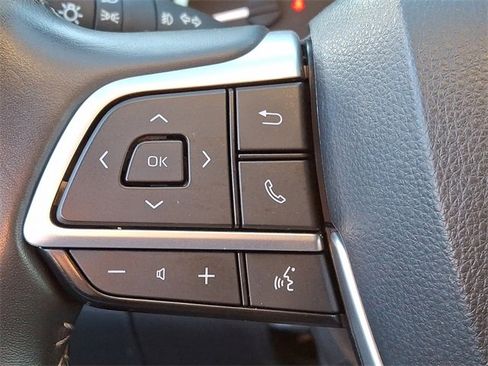 Certified 2024 Toyota Highlander LE image 26