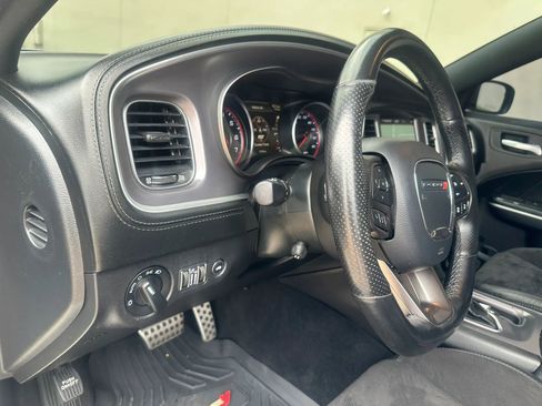 Used 2020 Dodge Charger Scat Pack RWD image 33