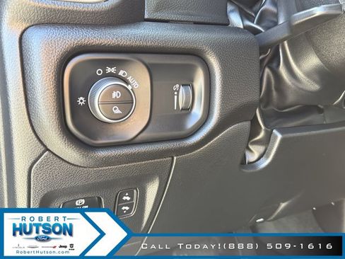 Used 2022 RAM 1500 Big Horn AWD/4WD image 24