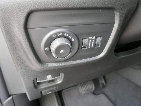 New 2026 Jeep Grand Cherokee Limited image 11