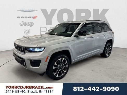 New 2025 Jeep Grand Cherokee Overland w/ Luxury Tech Group IV AWD/4WD image 1