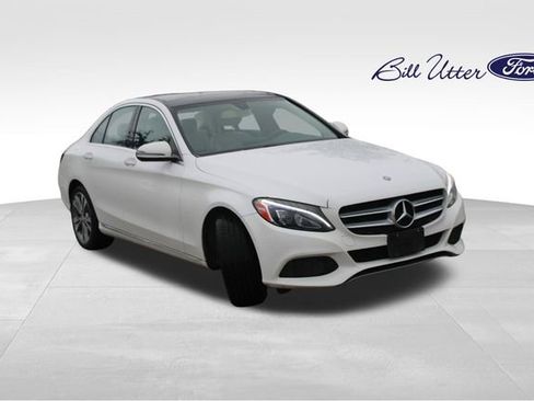Used 2016 Mercedes-Benz C 300 Sedan image 3