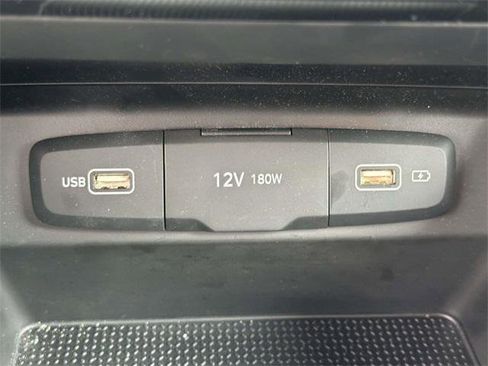 Certified 2024 Hyundai Santa Cruz SEL image 17