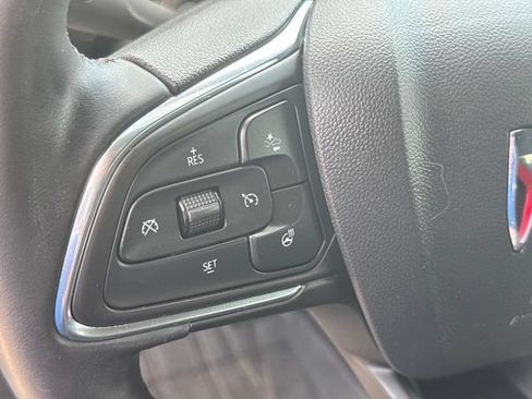Used 2025 Buick Envista Sport Touring w/ Convenience I Package FWD image 26