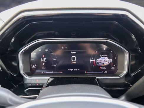 New 2026 GMC Sierra 1500 Elevation image 16