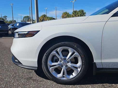 New 2025 Honda Accord LX image 17