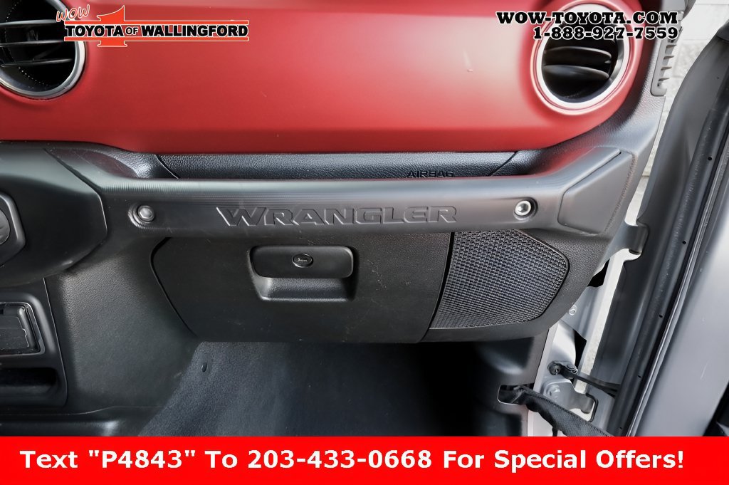 Used 2021 Jeep Wrangler Unlimited Rubicon AWD/4WD image 40