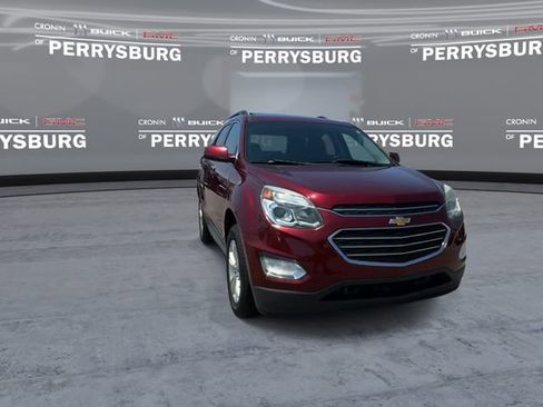 Used 2017 Chevrolet Equinox LT w/ Convenience Package FWD image 2