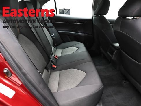 Used 2019 Toyota Camry LE FWD image 21