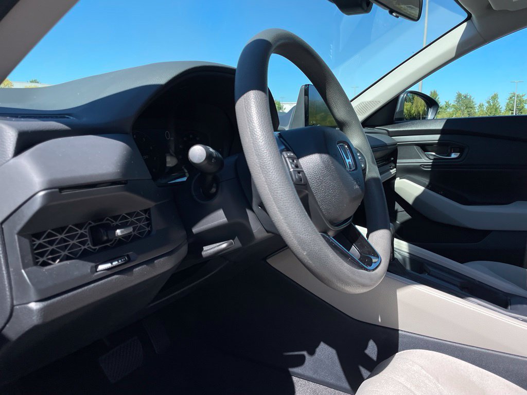 Used 2024 Honda Accord EX image 27
