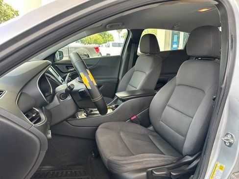 Used 2017 Chevrolet Malibu LS w/ LPO, Convenience Package 1 FWD image 14