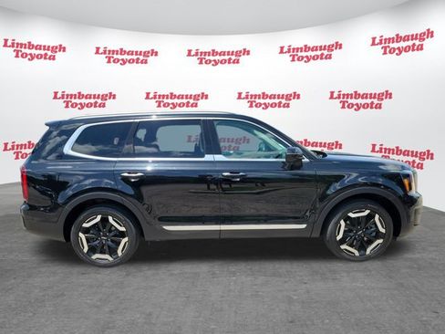 Used 2025 Kia Telluride S FWD image 25