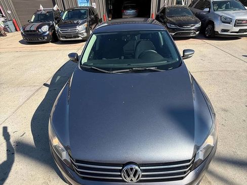 Used 2014 Volkswagen Passat 1.8T S image 27