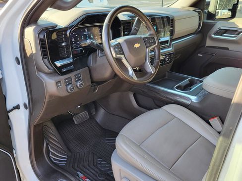 Used 2024 Chevrolet Silverado 2500 LTZ w/ LTZ Plus Package image 15