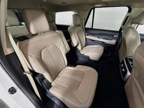 Used 2023 Ford Expedition Limited AWD/4WD image 30