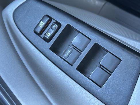 Used 2015 Toyota Tacoma 4x4 Double Cab w/ TRD Sport Package image 41