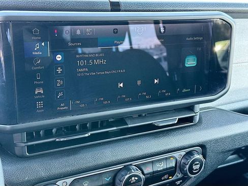 Used 2024 Jeep Wrangler Willys image 14