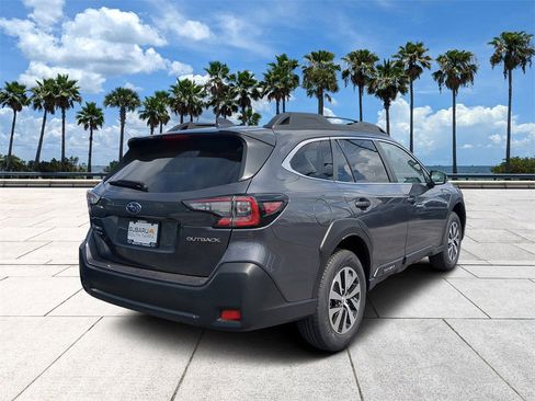 Certified 2025 Subaru Outback Premium image 4
