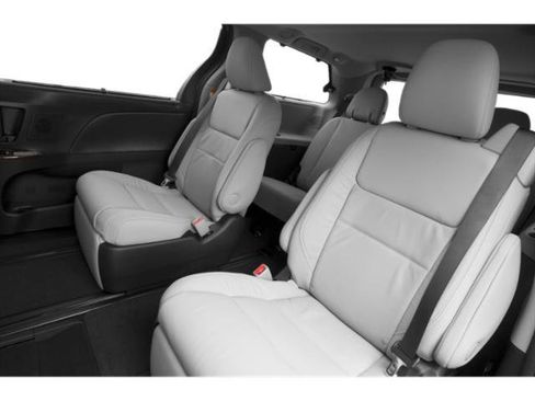Used 2015 Toyota Sienna XLE AWD/4WD image 14