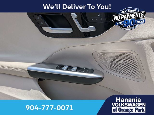 Used 2024 Mercedes-Benz C 300 4MATIC Sedan image 27