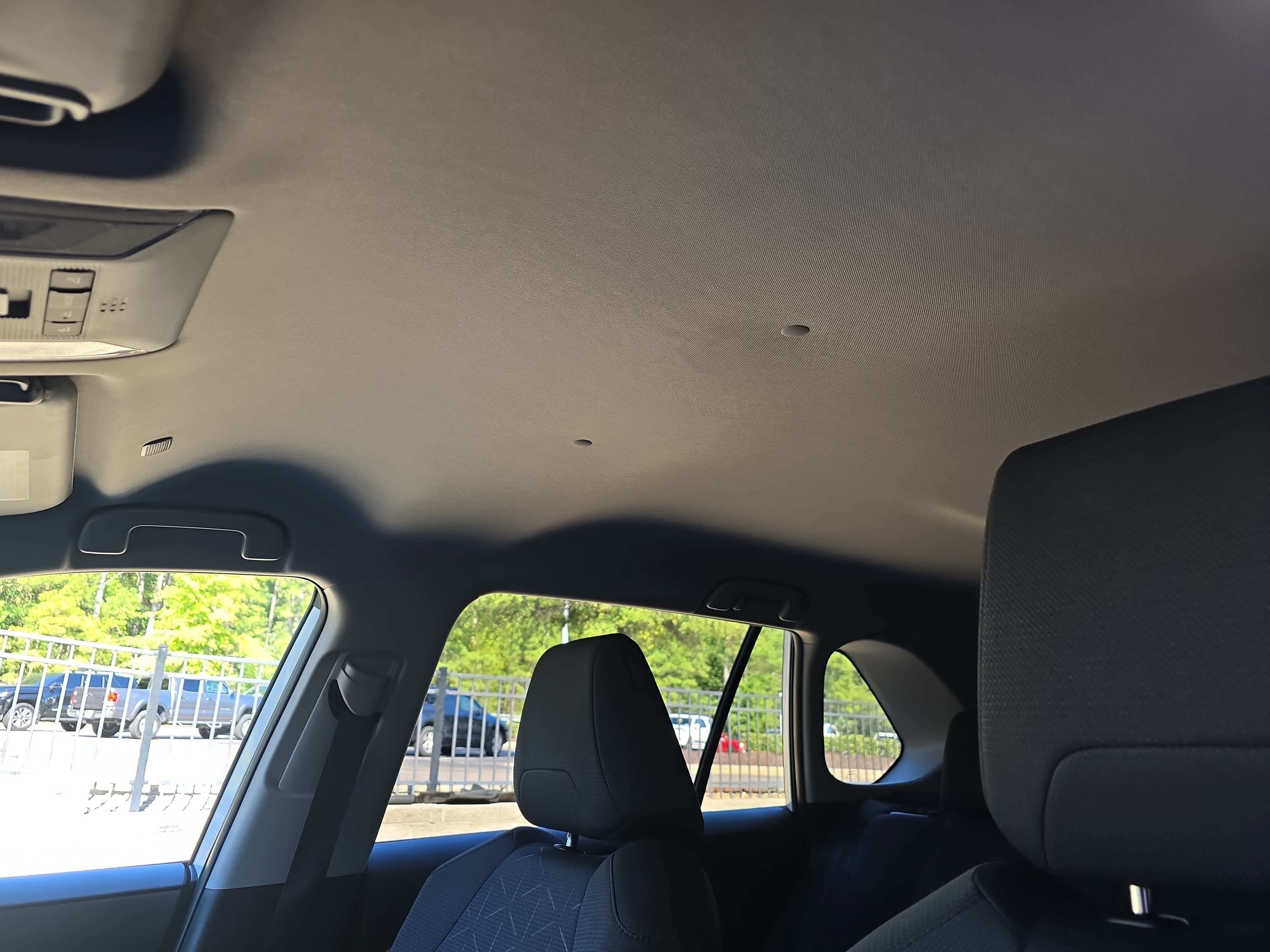 Used 2025 Toyota RAV4 XLE FWD image 30