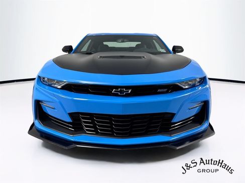 Used 2023 Chevrolet Camaro SS RWD image 2
