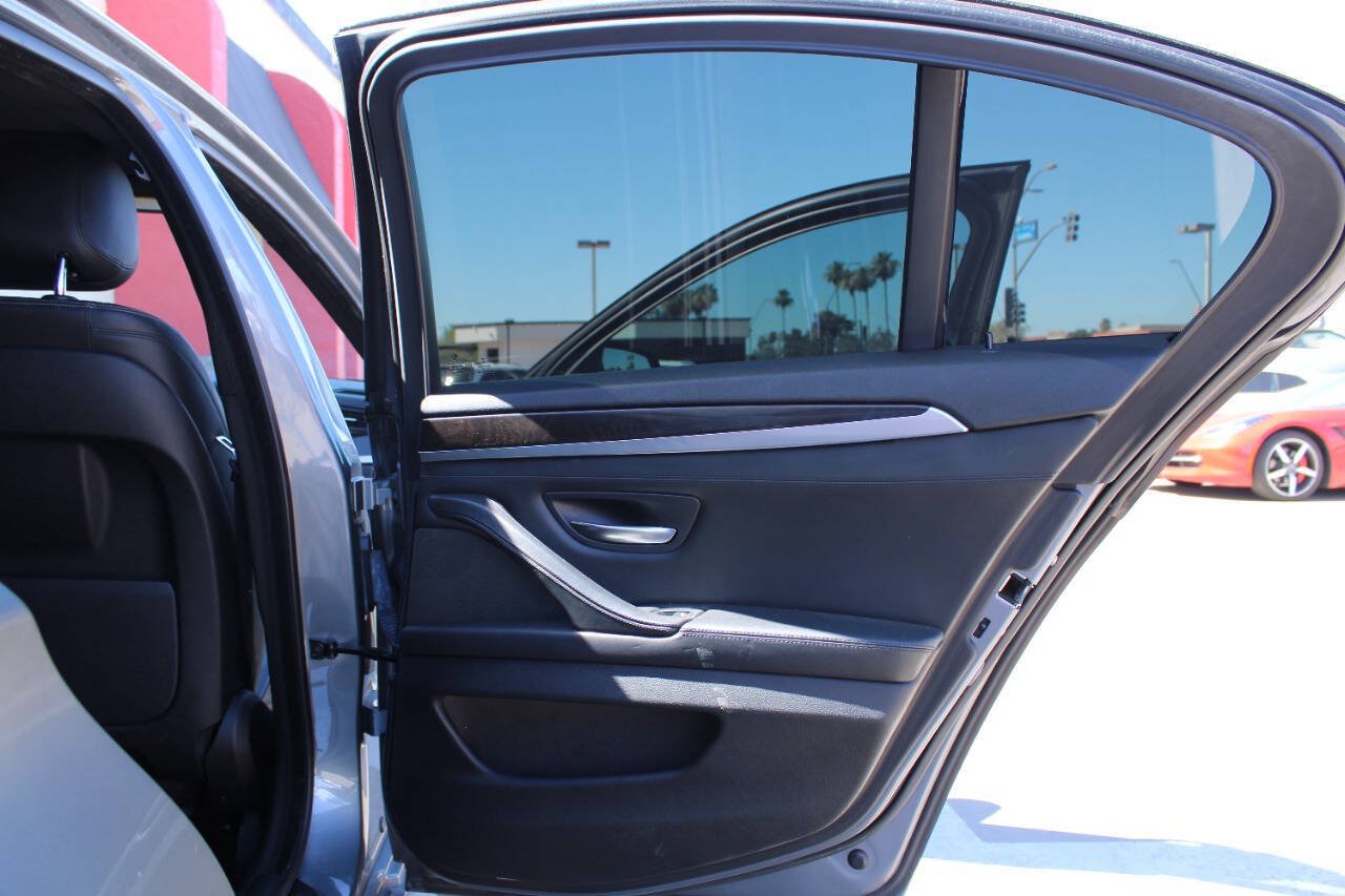 Used 2016 BMW 528i Sedan RWD image 15