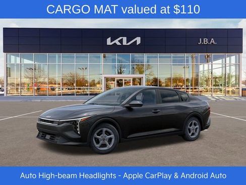 New 2025 Kia K4 LXS image 3