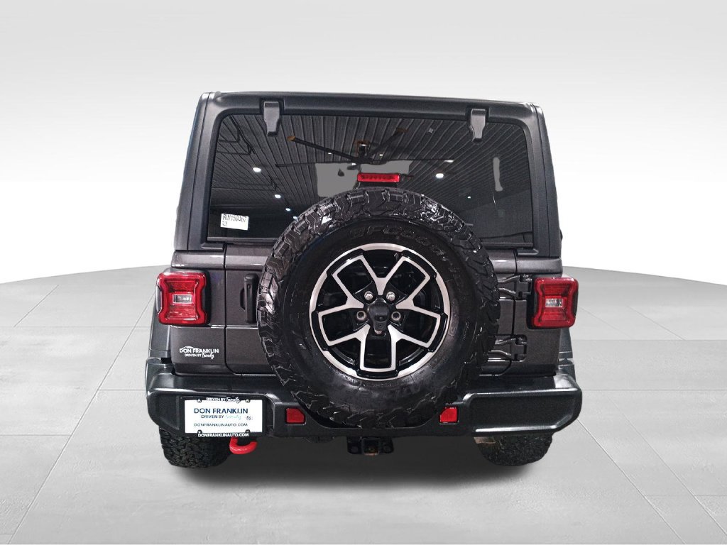 Used 2024 Jeep Wrangler Unlimited Rubicon AWD/4WD image 5