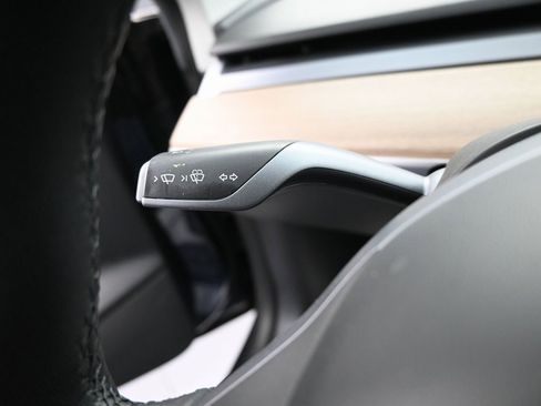 Used 2022 Tesla Model 3 Performance image 20