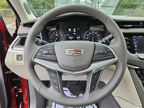 New 2025 Cadillac XT5 Premium Luxury w/ Technology Package image 28