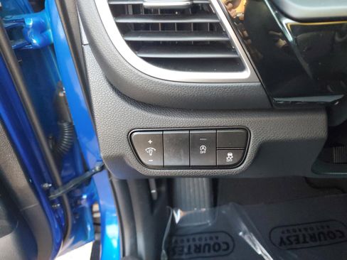 Certified 2024 Kia Seltos S image 31