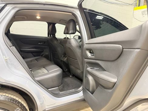 Used 2023 Nissan Ariya AWD image 44