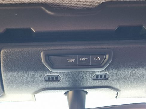 Used 2022 Jeep Gladiator Rubicon w/ Cold Weather Group AWD/4WD image 33
