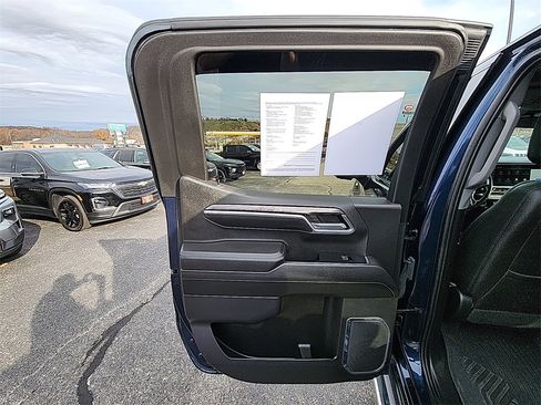 Used 2022 Chevrolet Silverado 1500 LTZ image 28