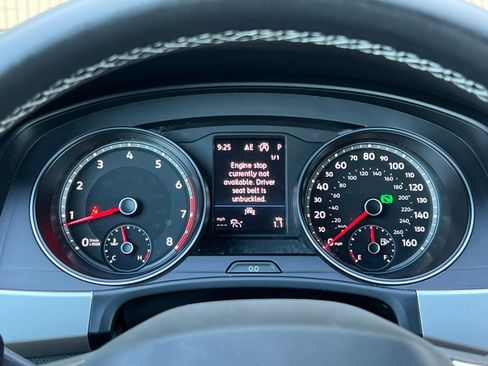 Used 2021 Volkswagen Atlas SE image 25