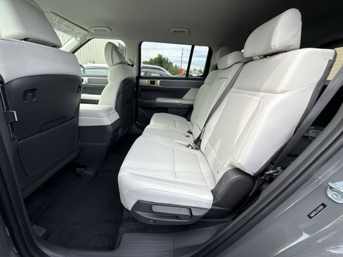New 2026 Hyundai Santa Fe SE FWD image 24