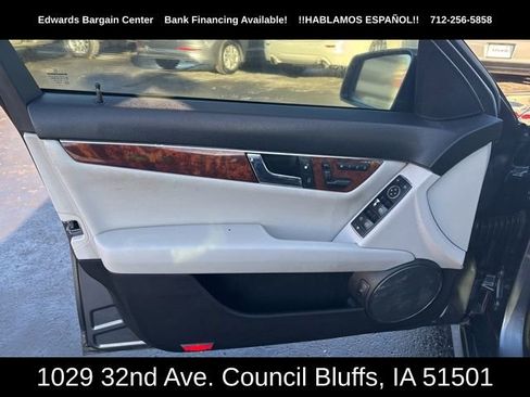 Used 2011 Mercedes-Benz C 300 4MATIC Sedan image 17